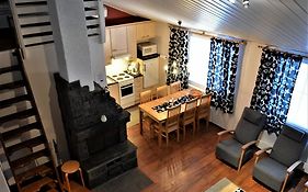 Polar Star Apartments